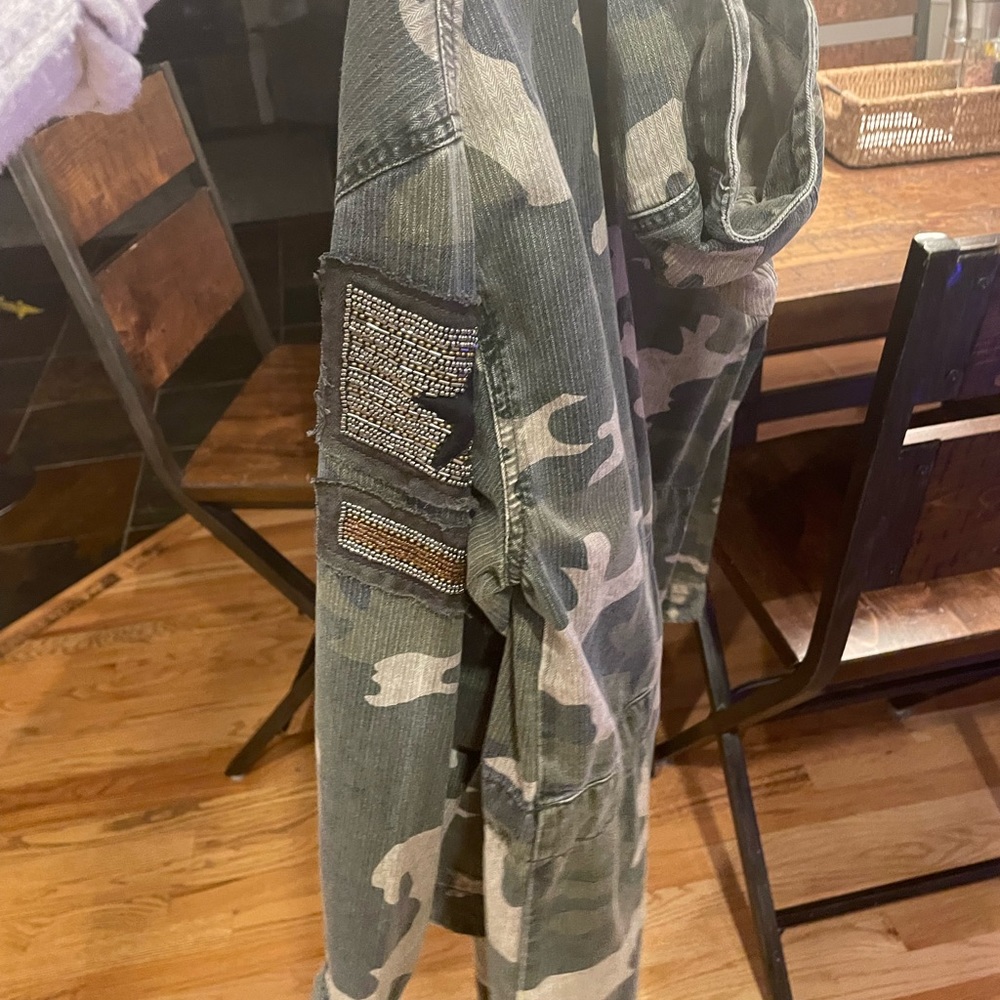 Free People Small hooded pullover